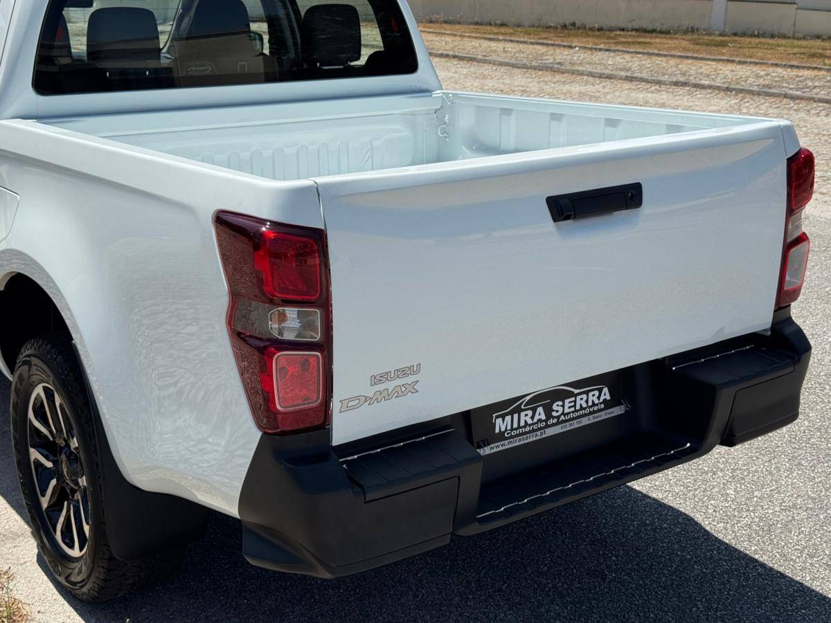 isuzu-d-max-2023-diesel-1898cc
