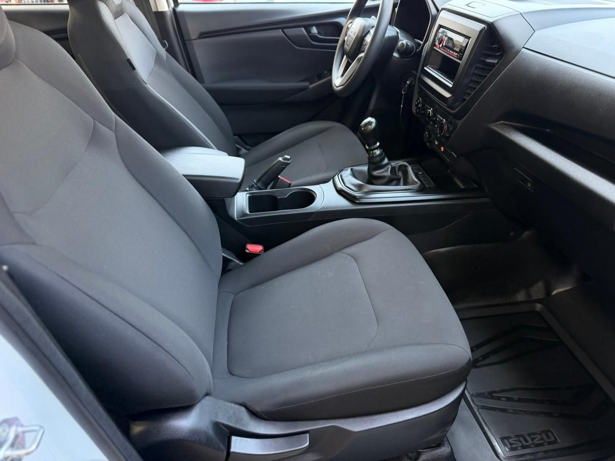 isuzu-d-max-2023-diesel-1898cc