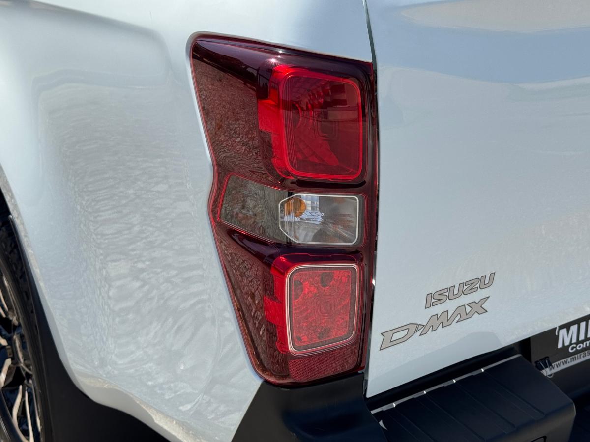 isuzu-d-max-2023-diesel-1898cc