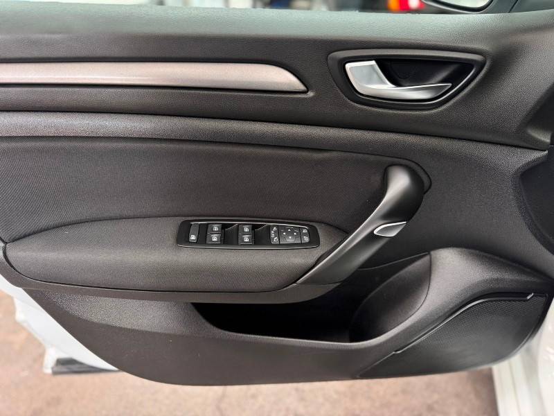 renault-megane-2021-diesel-1461cc