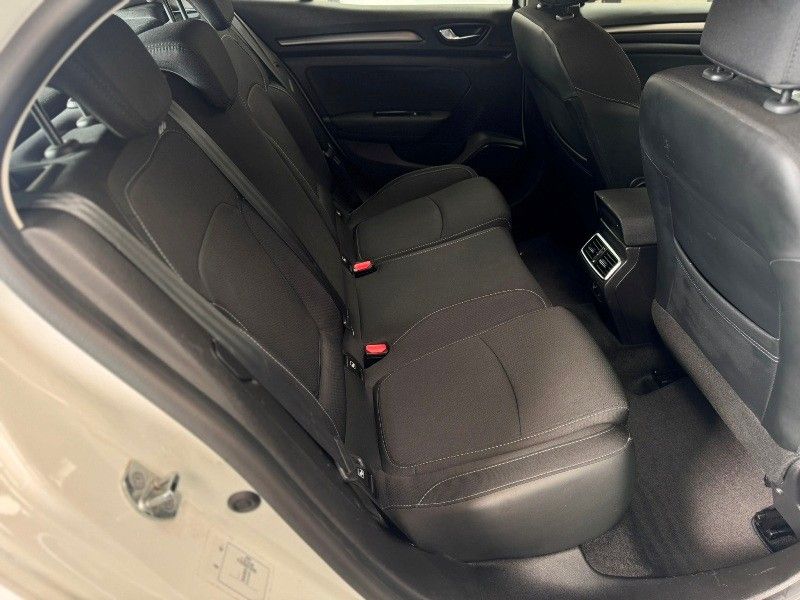 renault-megane-2021-diesel-1461cc