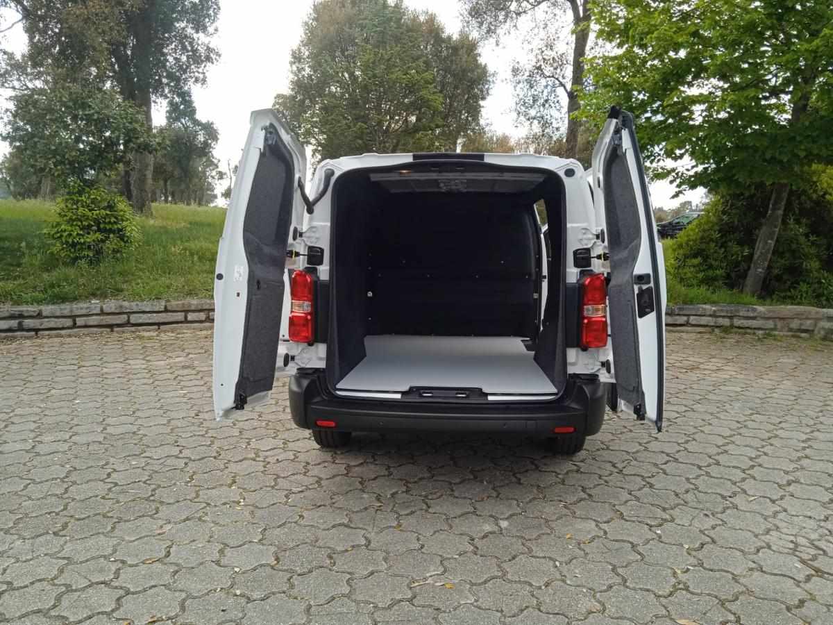 peugeot-expert-2-0-bluehdi-2025-diesel-1997cc