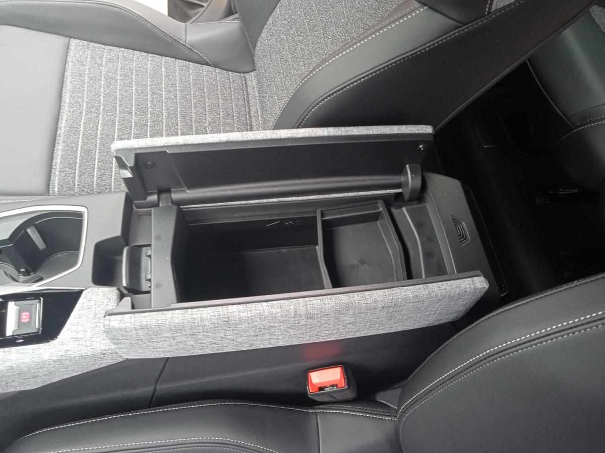 peugeot-5008-1-2-puretech-2025-gasolina-1199cc