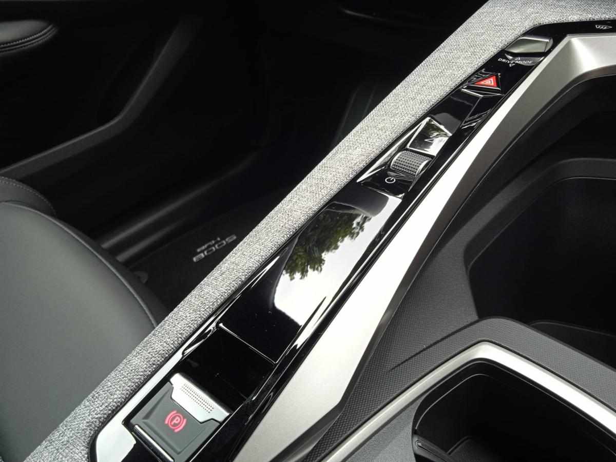 peugeot-5008-1-2-puretech-2025-gasolina-1199cc