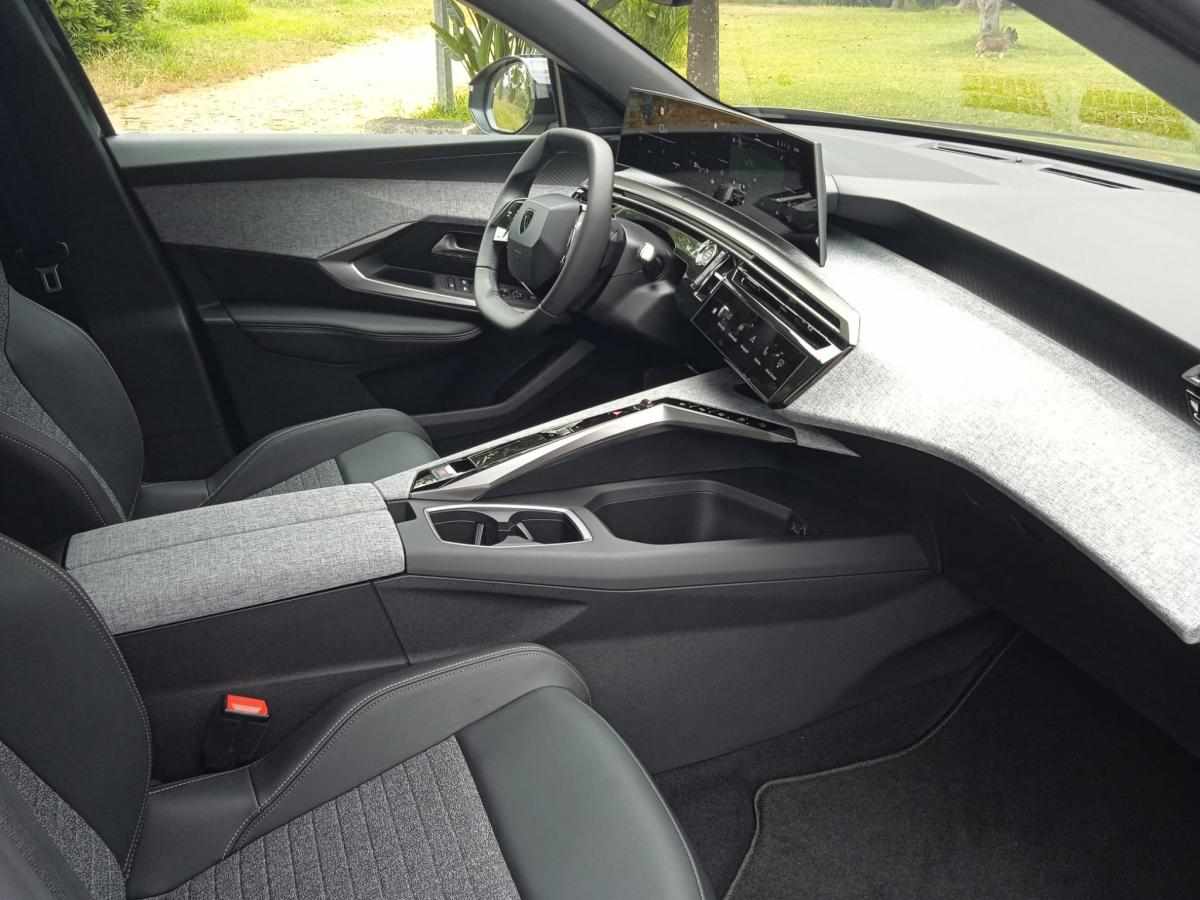 peugeot-5008-1-2-puretech-2025-gasolina-1199cc