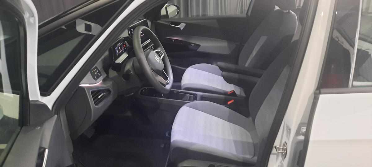 volkswagen-id-3-pure-performance-45-kwh-2023-eletrico