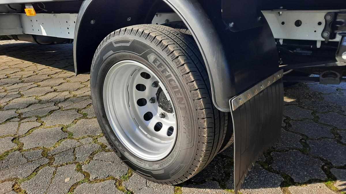 ford-transit-2024-diesel-1995cc
