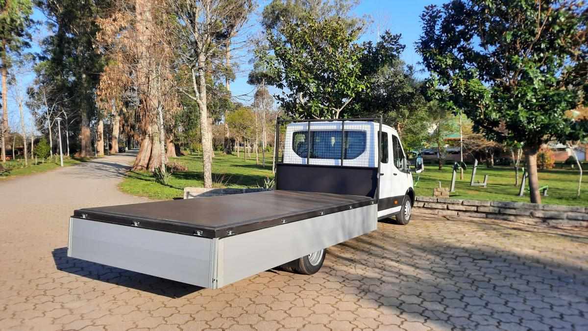 ford-transit-2024-diesel-1995cc