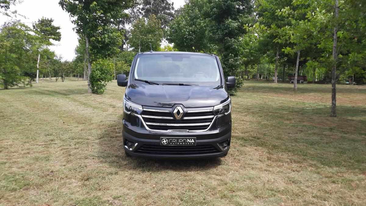 renault-trafic-2023-diesel-1997cc