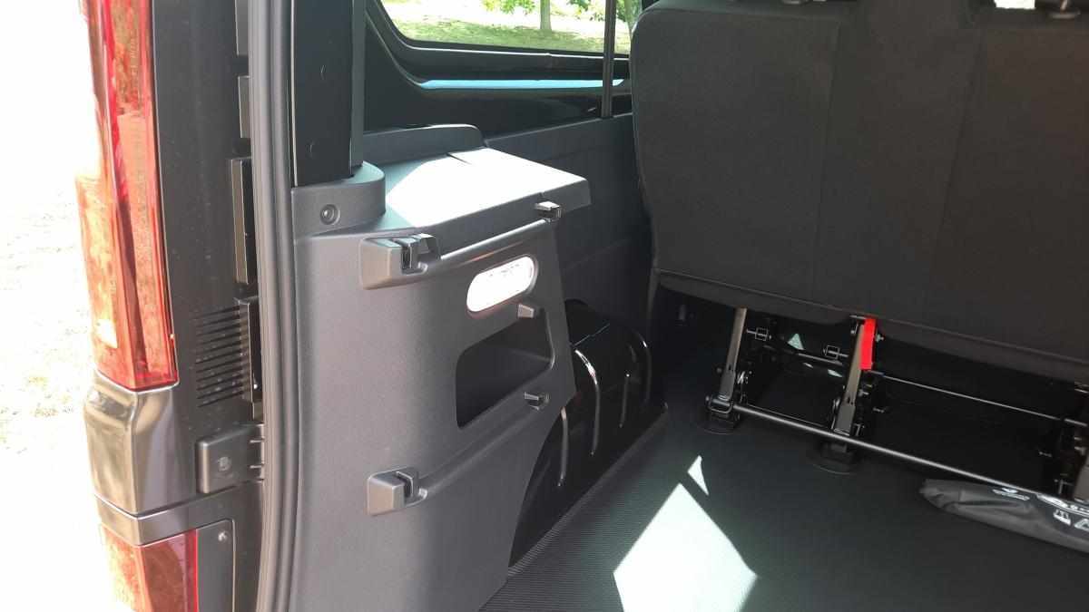 renault-trafic-2023-diesel-1997cc