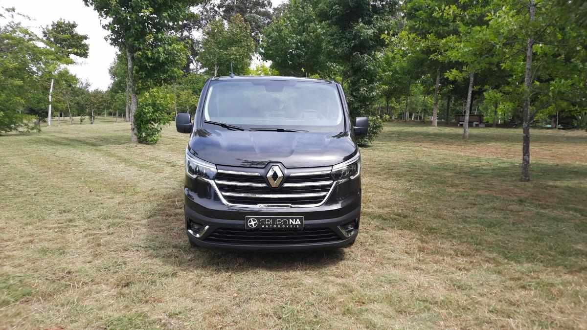 renault-trafic-2023-diesel-1997cc
