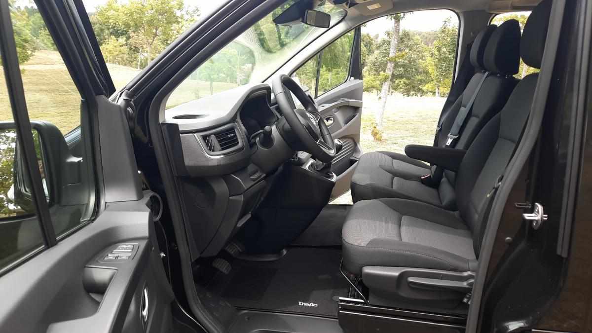 renault-trafic-2023-diesel-1997cc