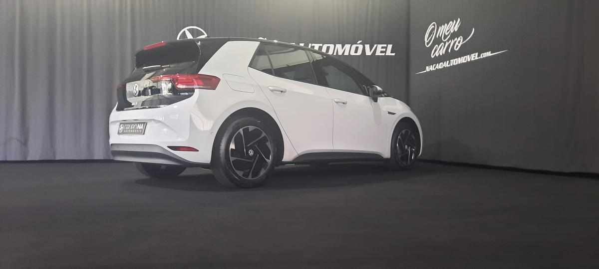 volkswagen-id-3-2023-eletrico-285cc
