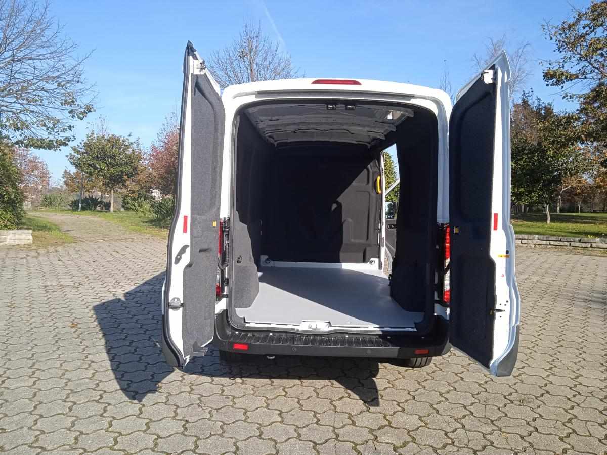ford-transit-2024-diesel-1995cc