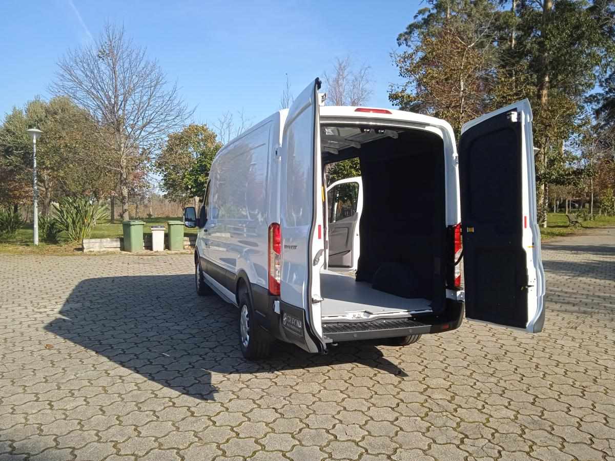 ford-transit-2024-diesel-1995cc