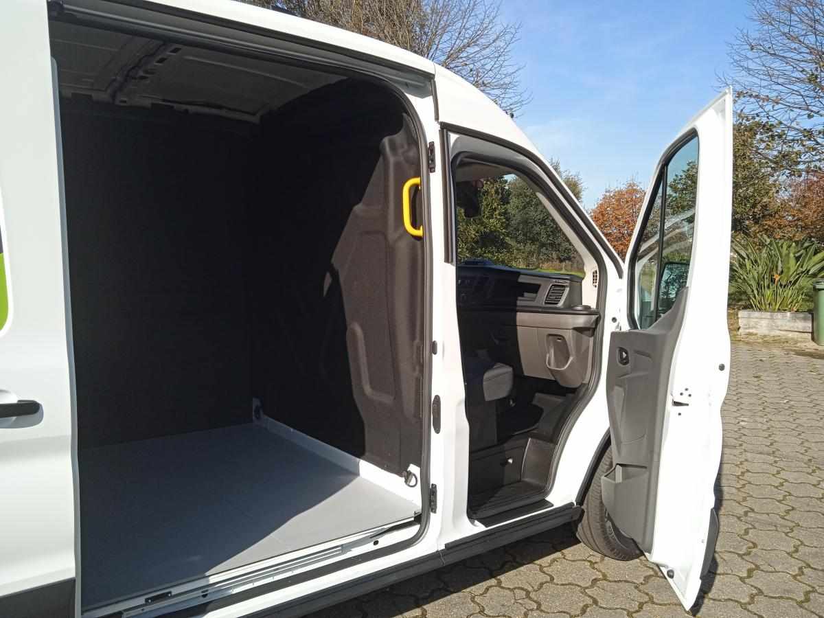 ford-transit-2024-diesel-1995cc