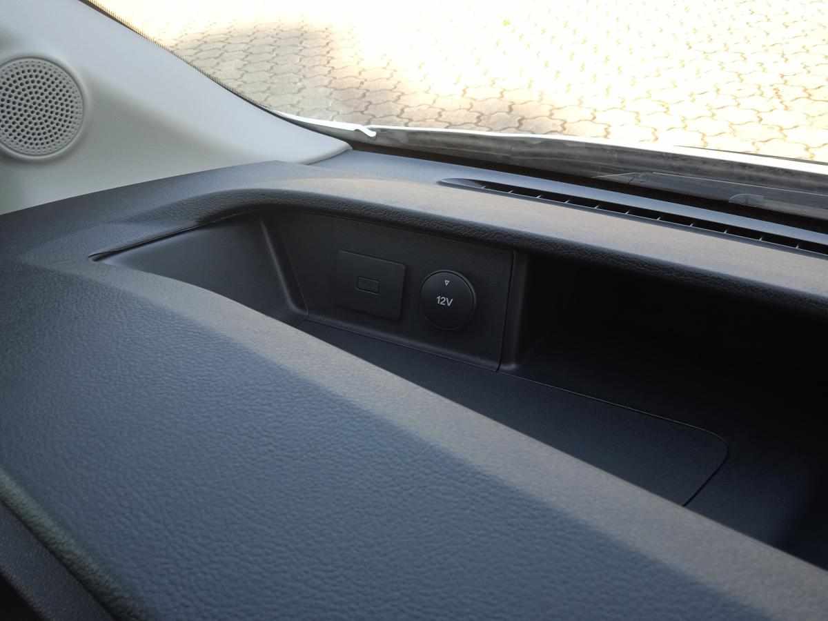 ford-transit-2024-diesel-1995cc