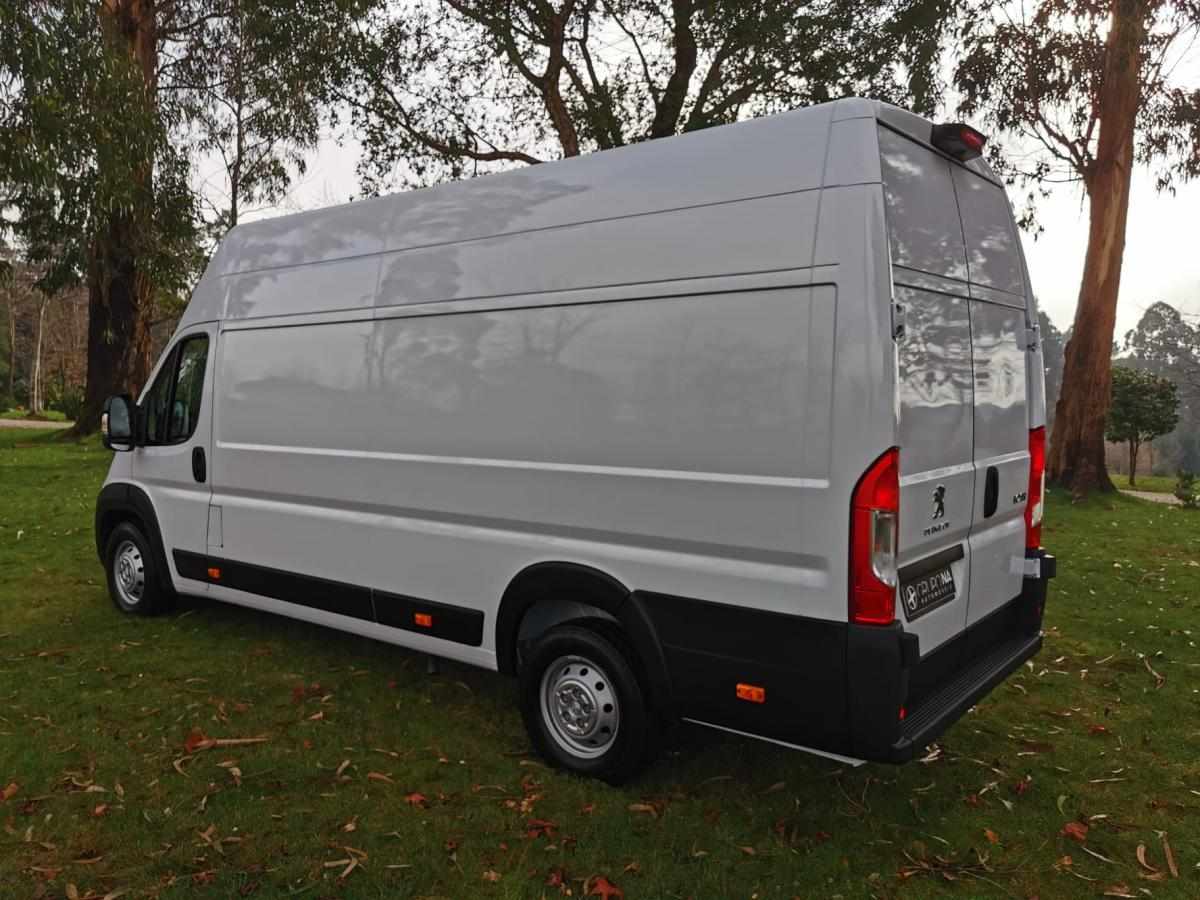 peugeot-boxer-2-2-bluehhdi-4x4-2022-diesel-2179cc