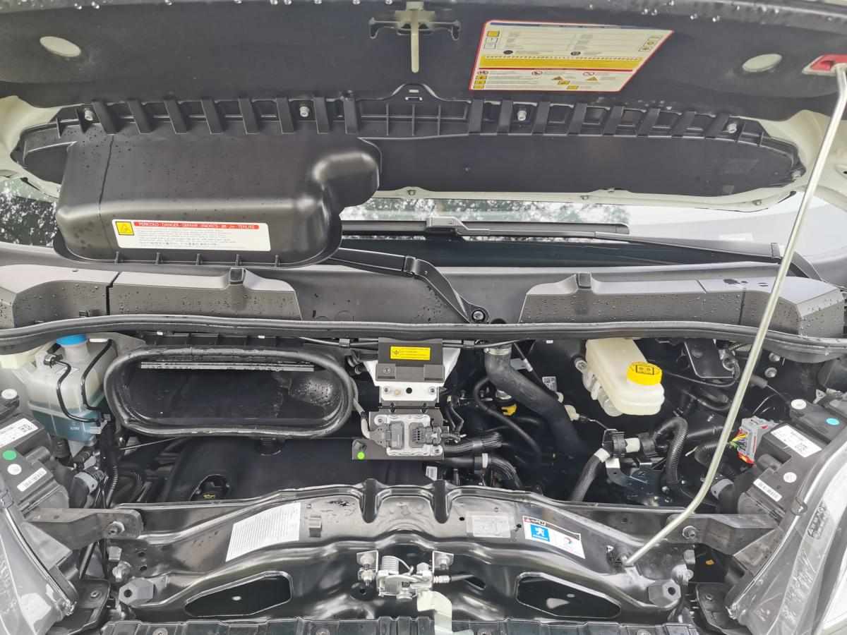 peugeot-boxer-2-2-bluehhdi-4x4-2022-diesel-2179cc