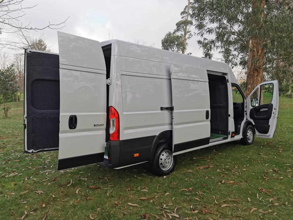 peugeot-boxer-2-2-bluehhdi-4x4-2022-diesel-2179cc
