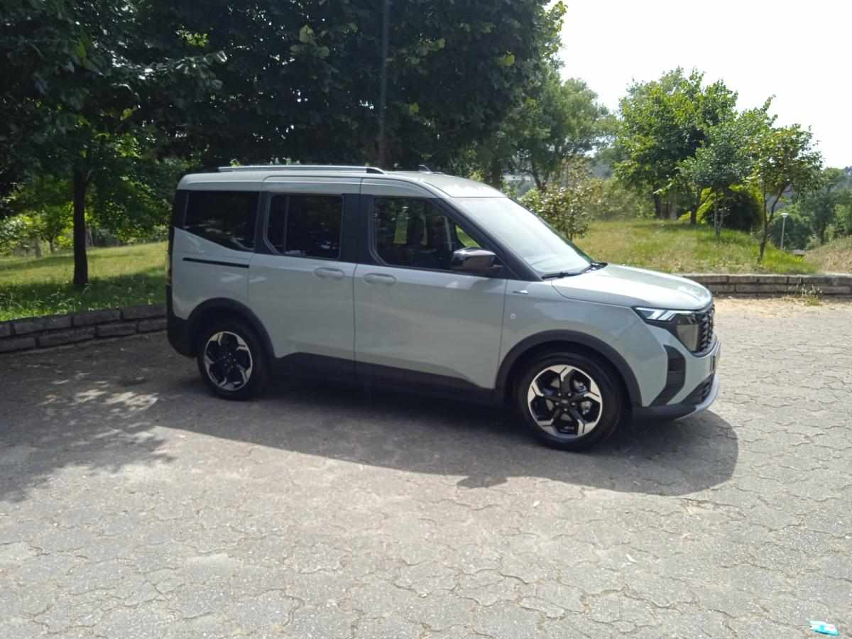 ford-tourneo-courier-2025-gasolina-999cc
