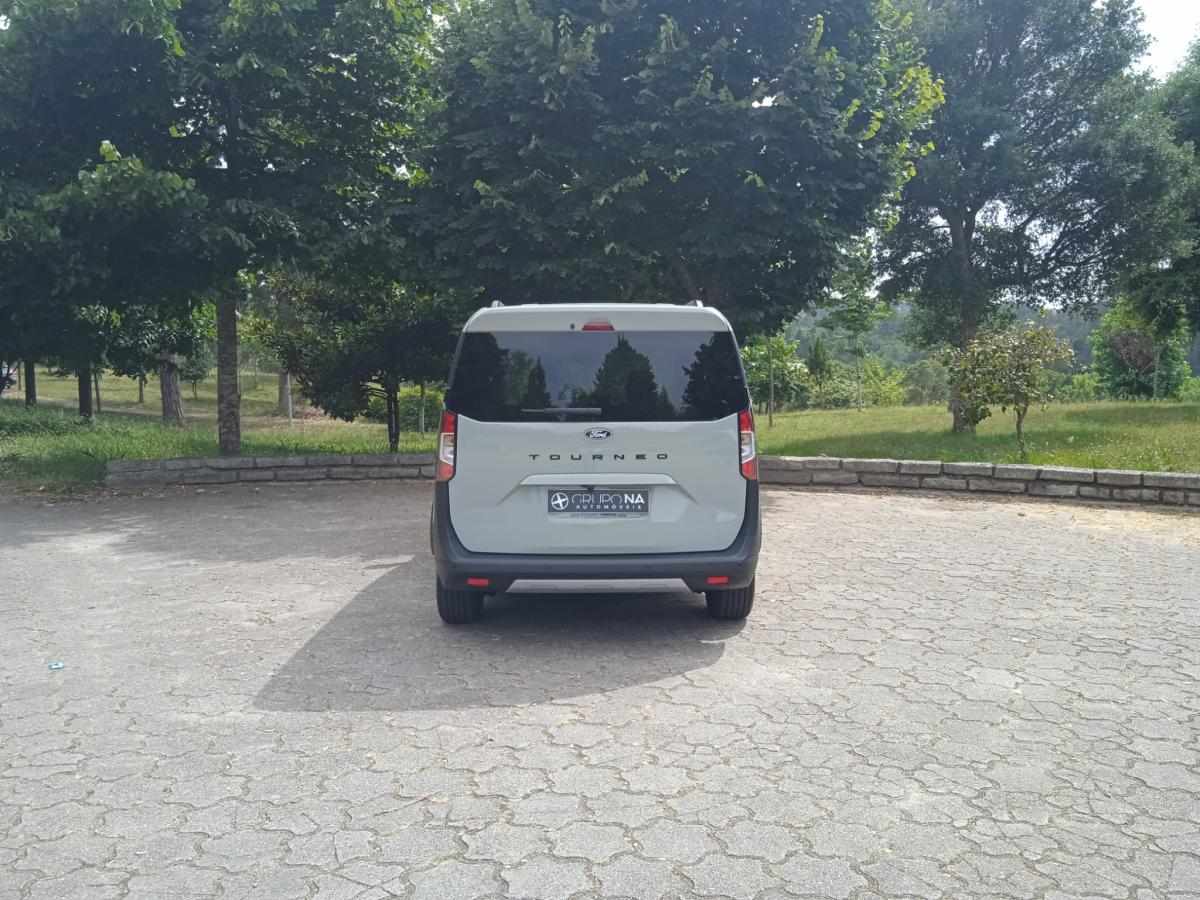 ford-tourneo-courier-2025-gasolina-999cc