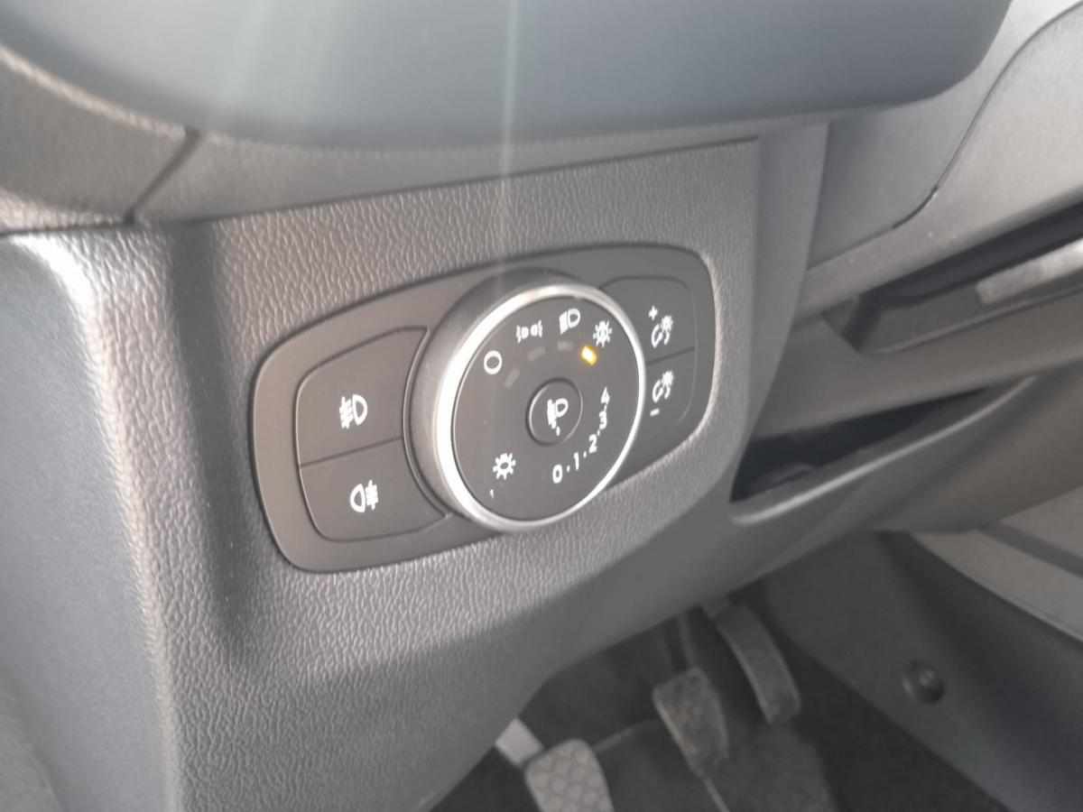 ford-tourneo-courier-2025-gasolina-999cc