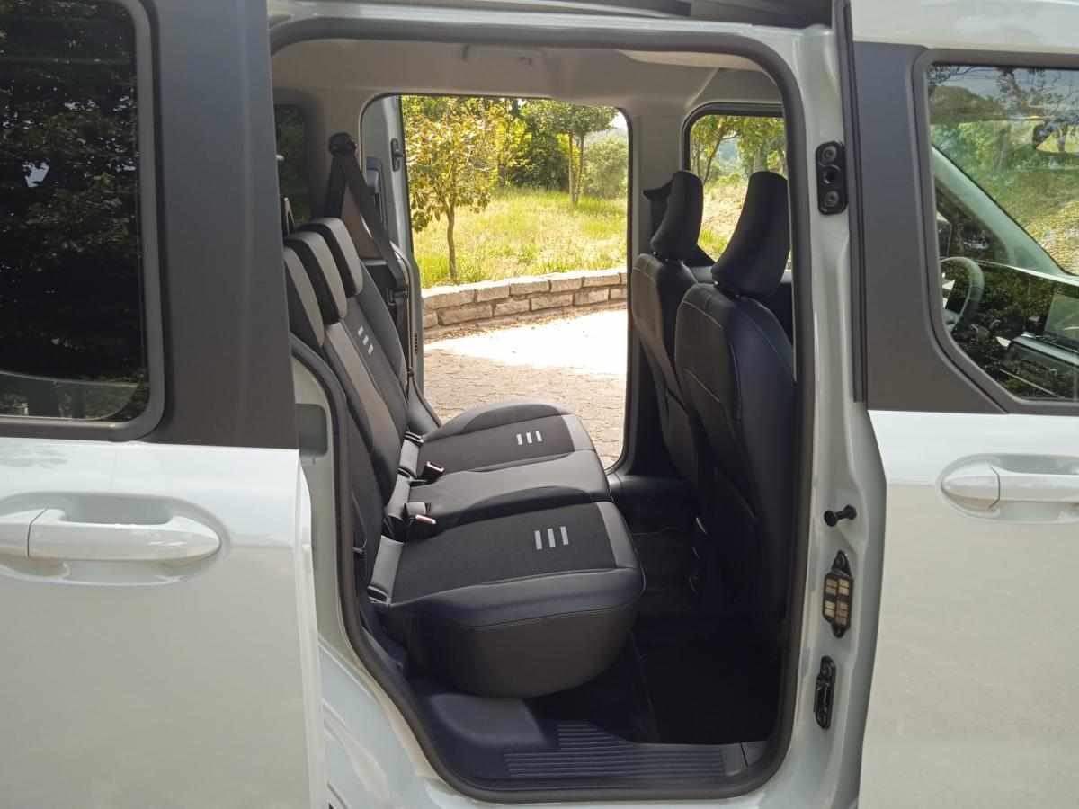 ford-tourneo-courier-2025-gasolina-999cc