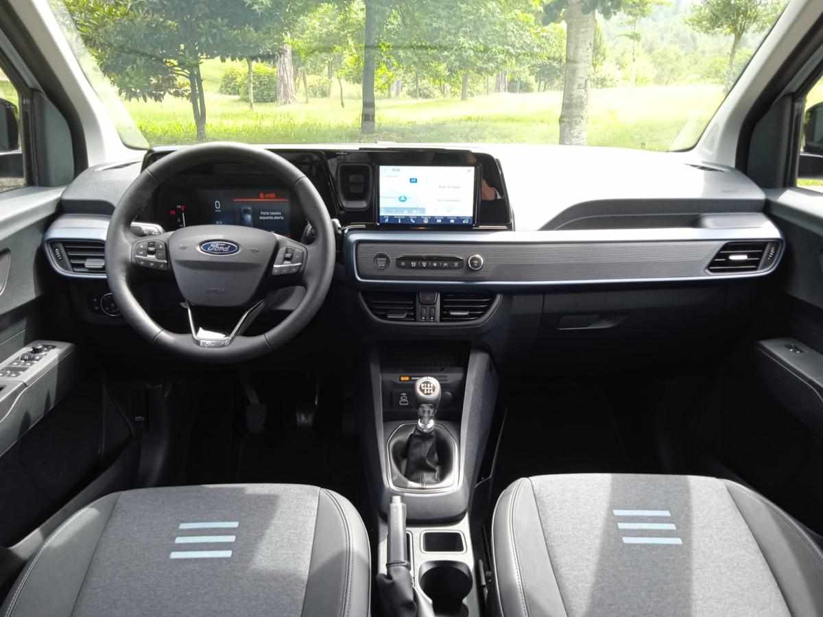 ford-tourneo-courier-2025-gasolina-999cc