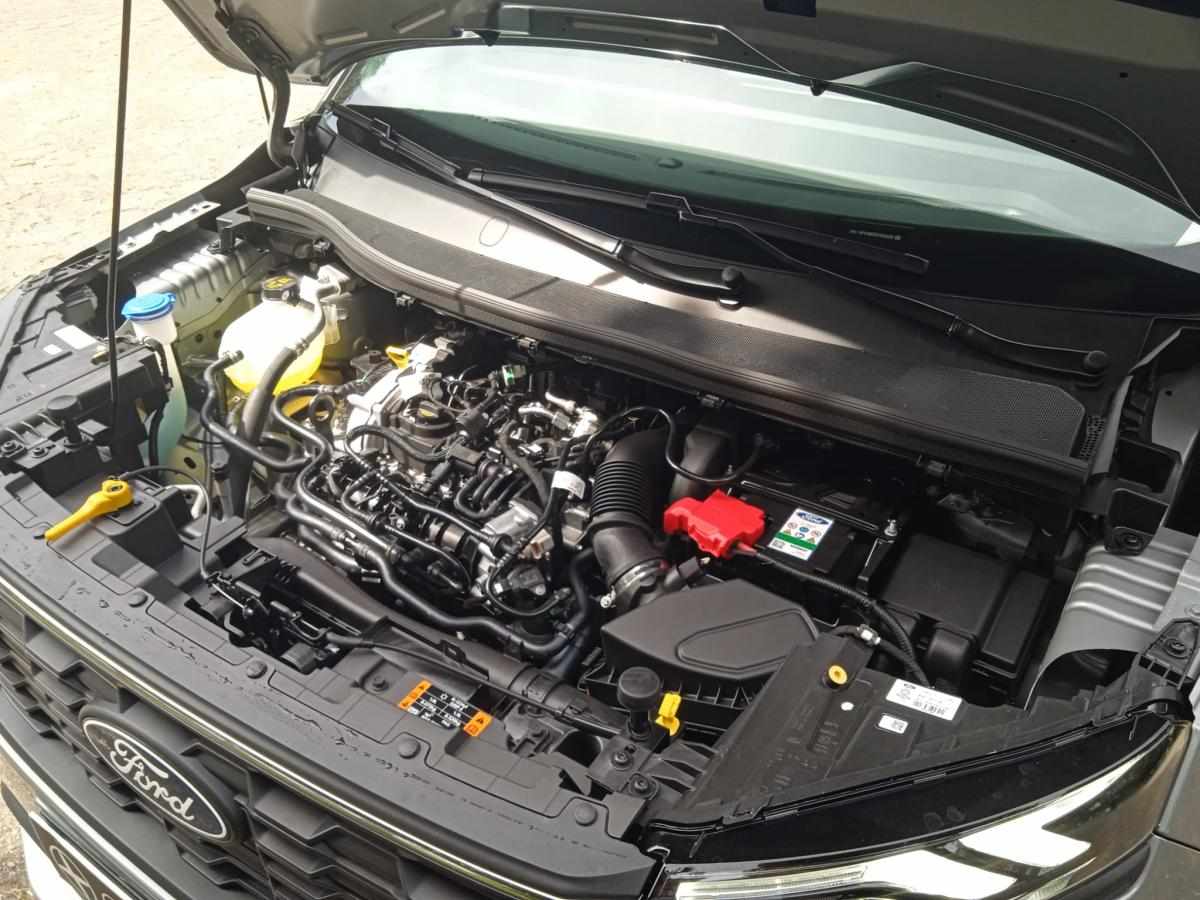 ford-tourneo-courier-2025-gasolina-999cc
