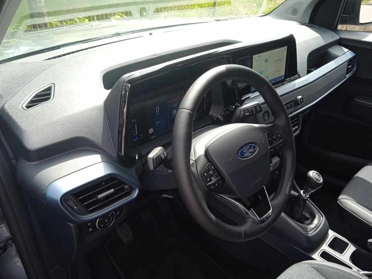 ford-tourneo-courier-2025-gasolina-999cc