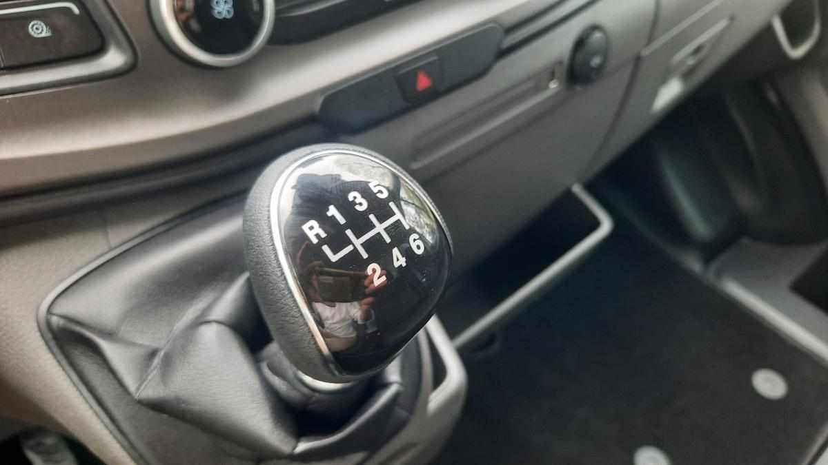 ford-transit-2024-diesel-1995cc