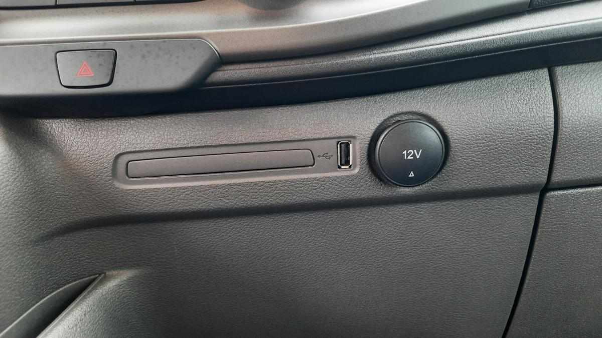 ford-transit-2024-diesel-1995cc