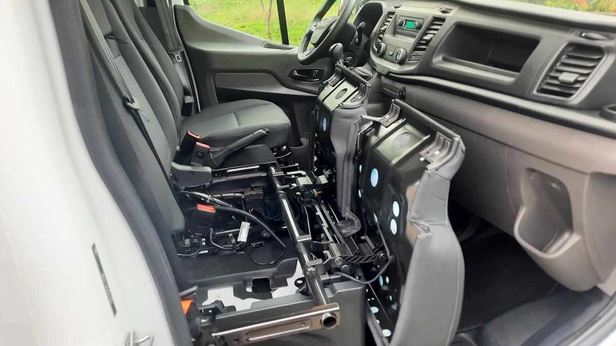 ford-transit-2024-diesel-1995cc