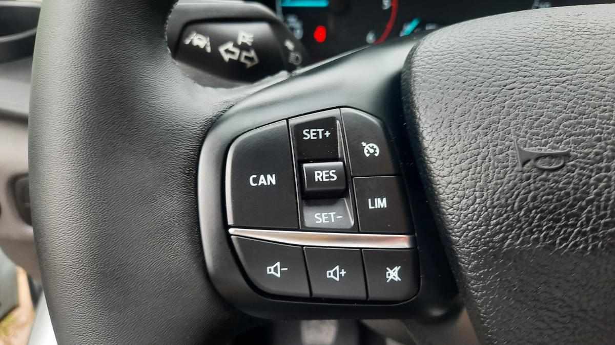 ford-transit-2024-diesel-1995cc