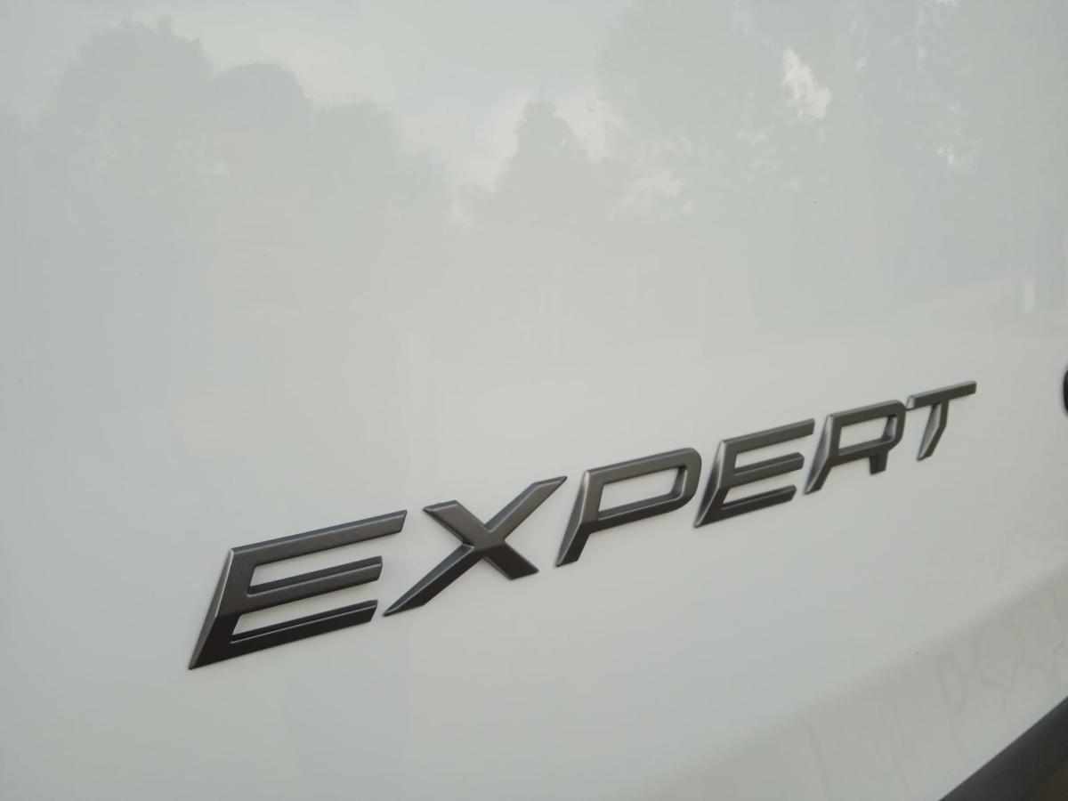 peugeot-expert-1-5-bluehdi-2025-diesel-1499cc