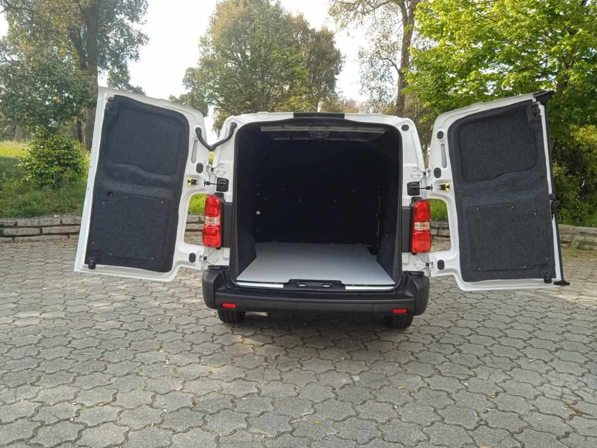 peugeot-expert-1-5-bluehdi-2025-diesel-1499cc