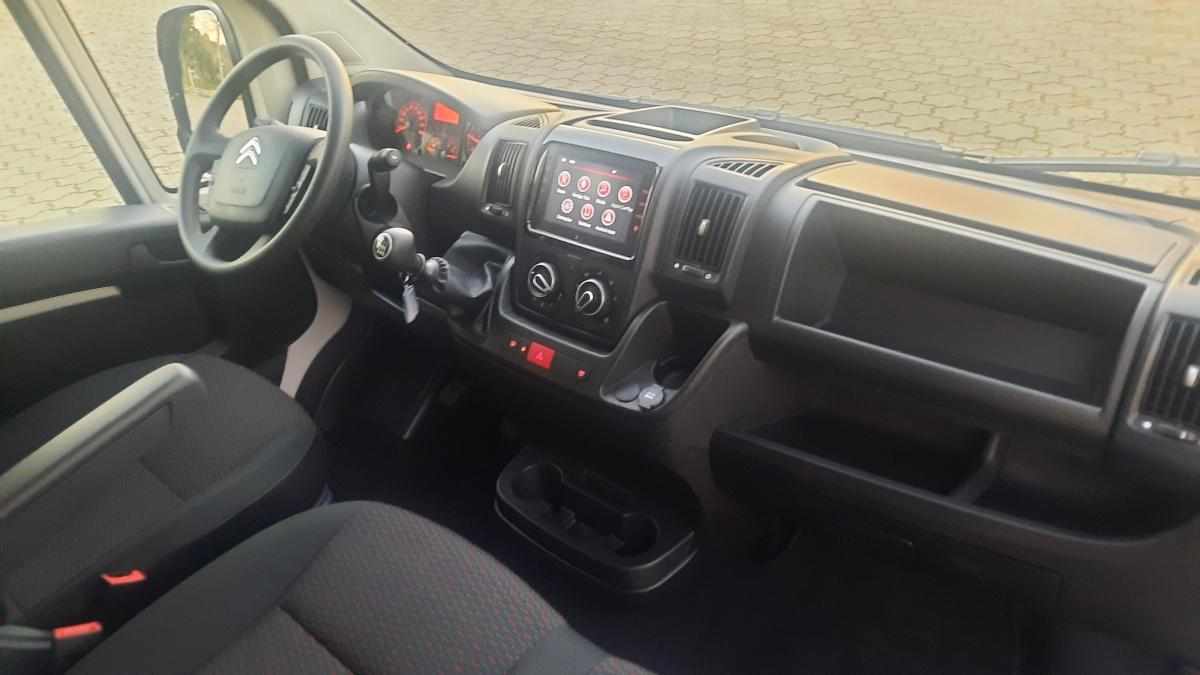 citroen-jumper-2023-diesel-2179cc