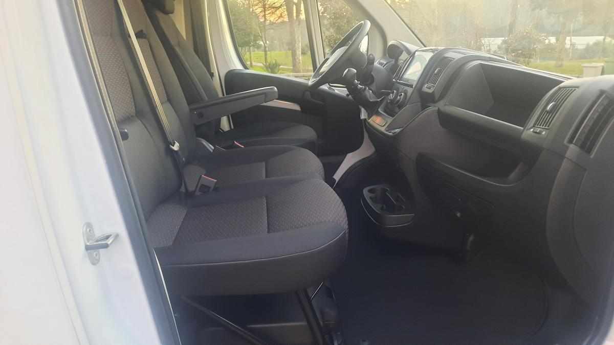 citroen-jumper-2023-diesel-2179cc