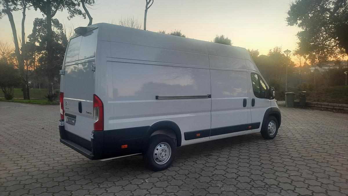 citroen-jumper-2023-diesel-2179cc