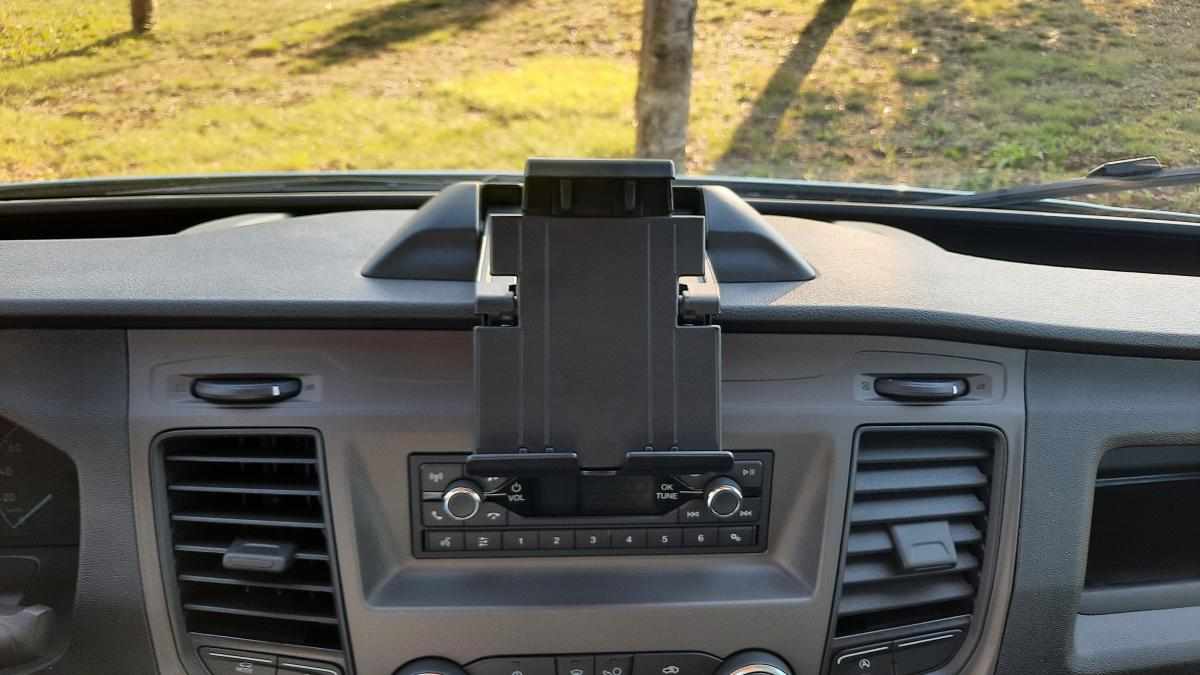 ford-transit-2024-diesel-1995cc