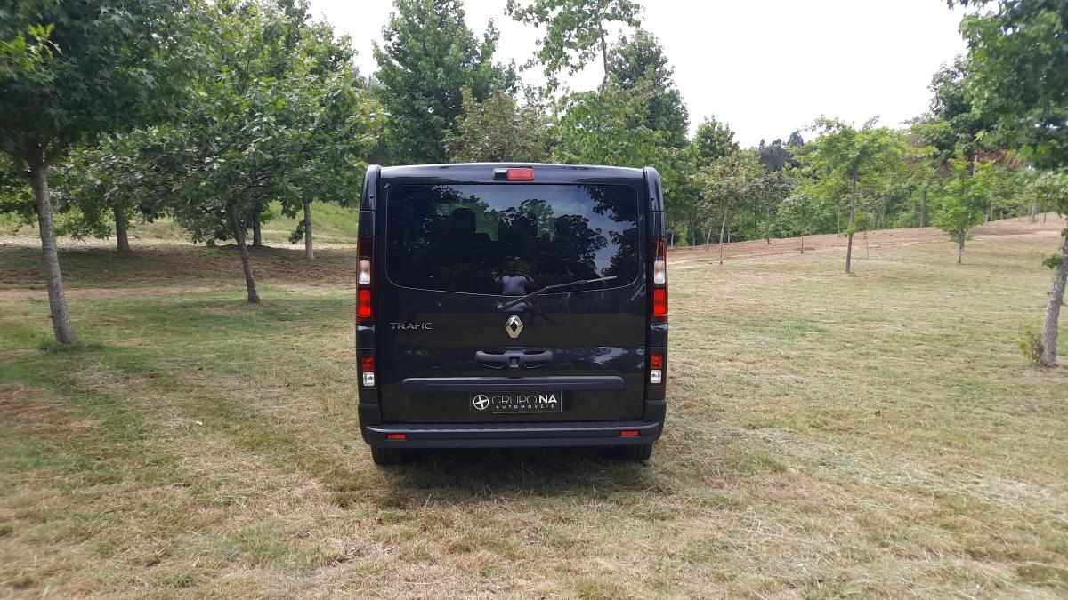 renault-trafic-2-0-150cv-2023-diesel-1997cc