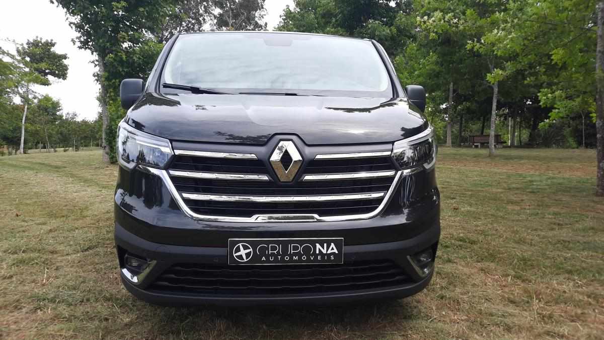 renault-trafic-2-0-150cv-2023-diesel-1997cc