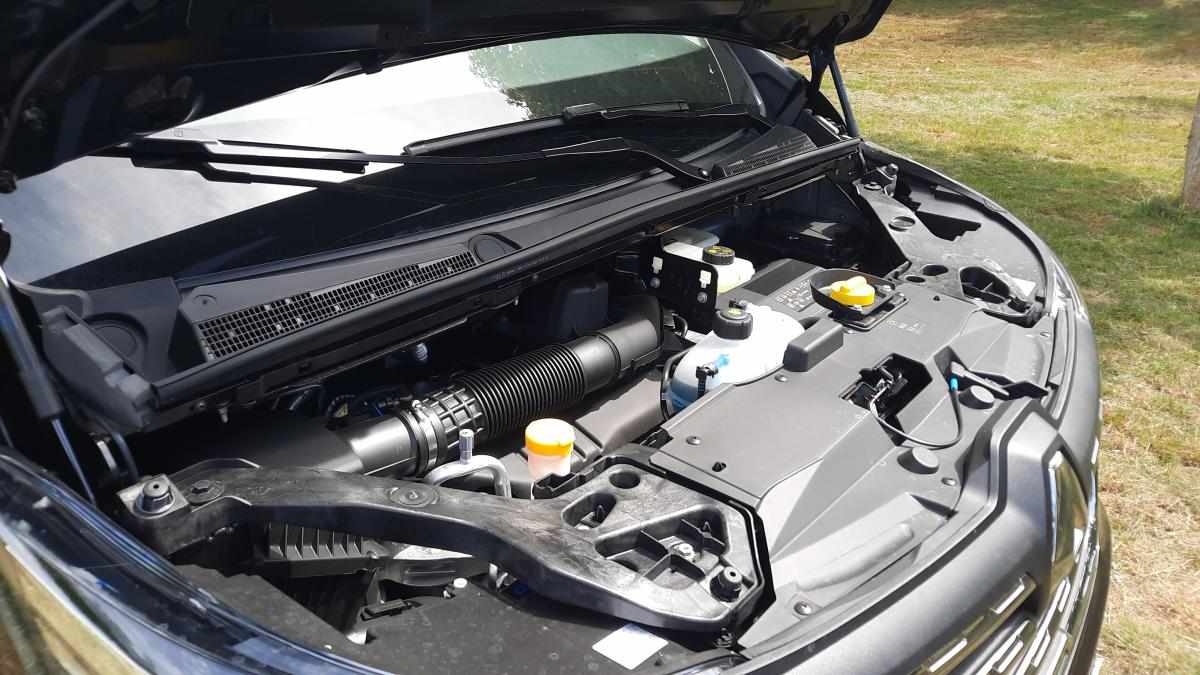 renault-trafic-2-0-150cv-2023-diesel-1997cc