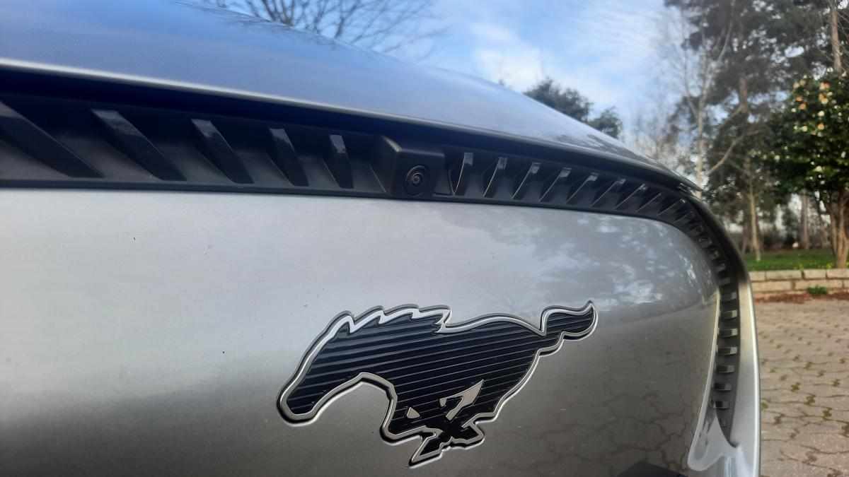 ford-mustang-mach-e-standard-range-2021-eletrico