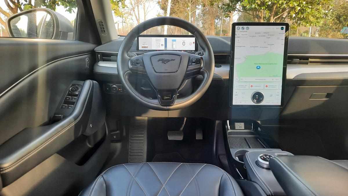 ford-mustang-mach-e-standard-range-2021-eletrico