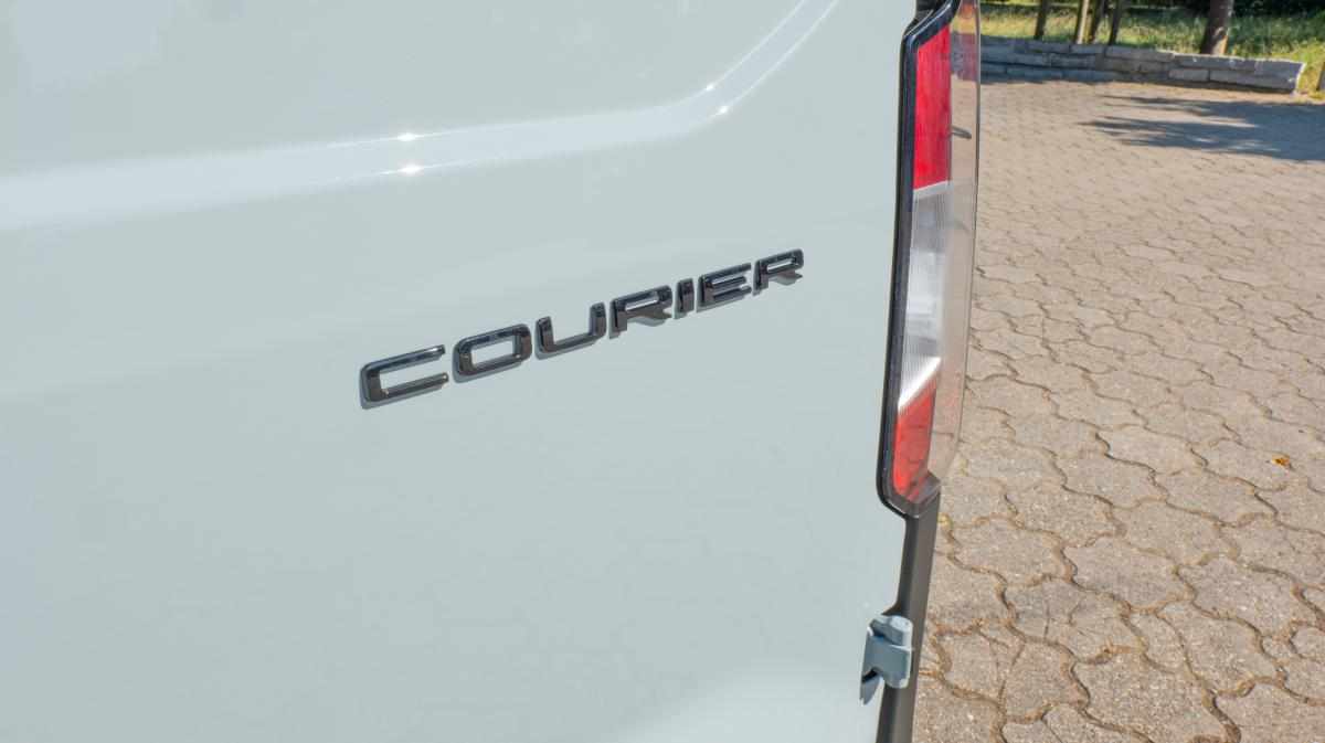 ford-transit-courier-2024-diesel-1499cc