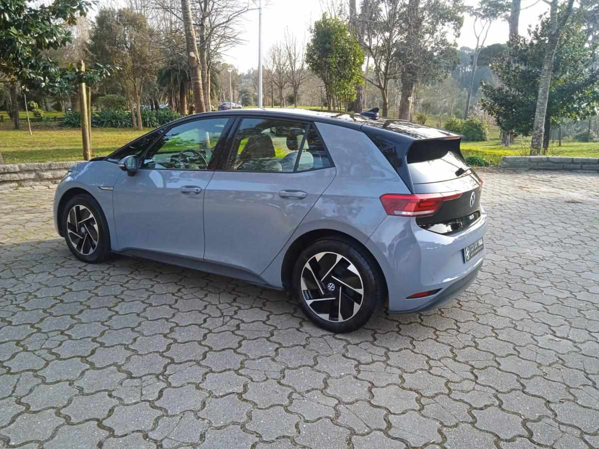 volkswagen-id-3-pure-performance-45-kwh-2023-eletrico