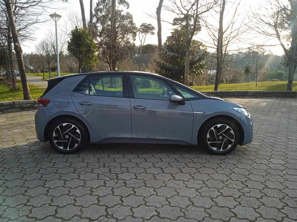 volkswagen-id-3-pure-performance-45-kwh-2023-eletrico