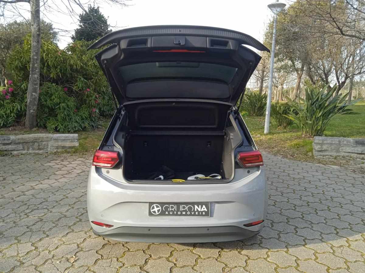 volkswagen-id-3-pure-performance-45-kwh-2023-eletrico